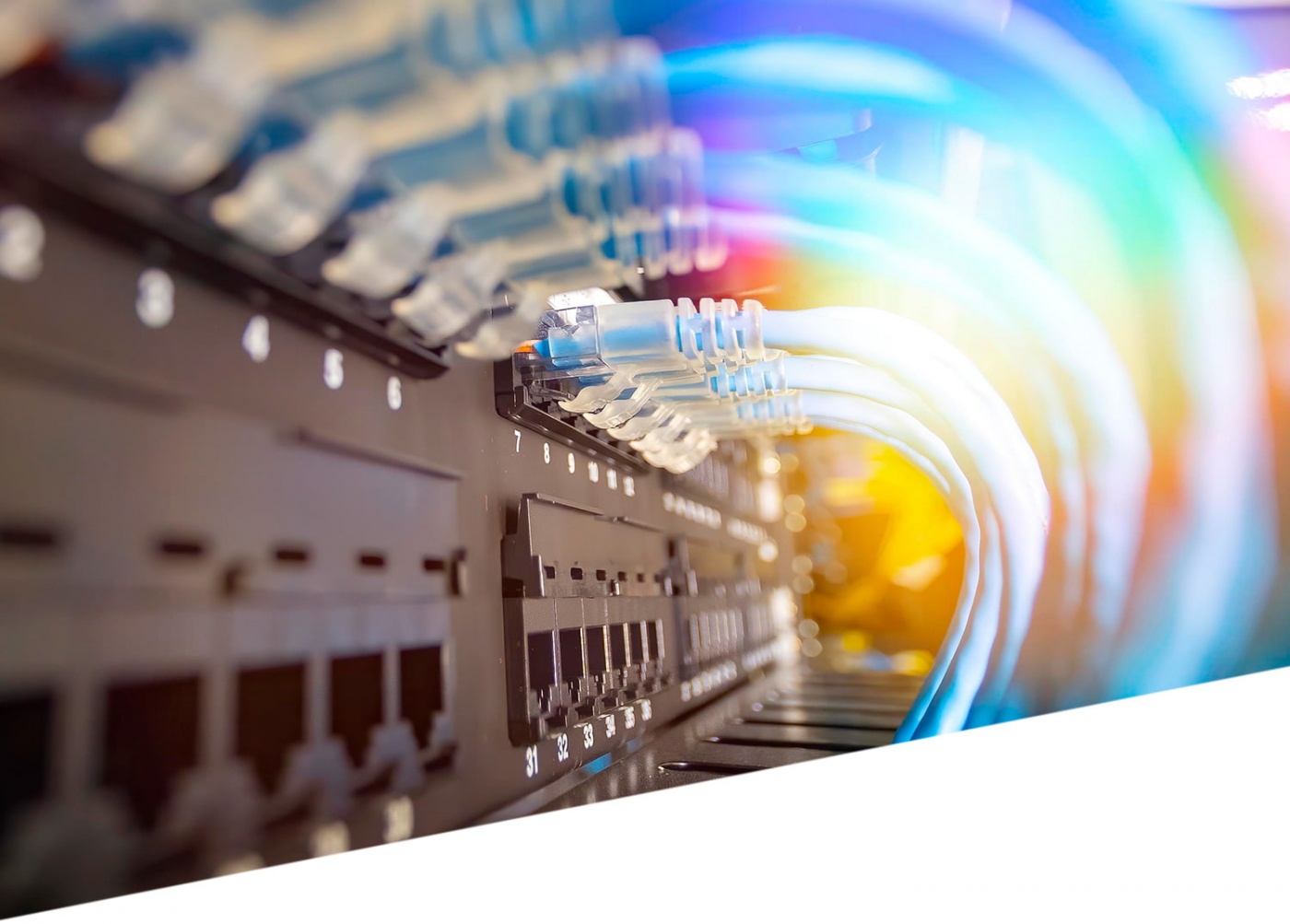 Syntax Hybrid Cables - Power and data signals together